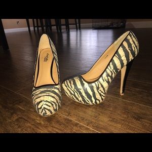 Shoes size 7-8